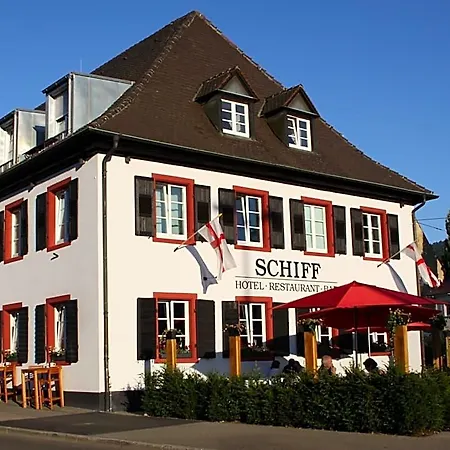 Schiff Hotell