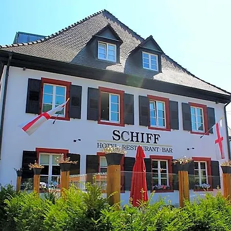 Schiff Hotell 2*