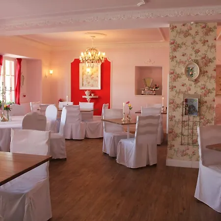 Schiff Hotell